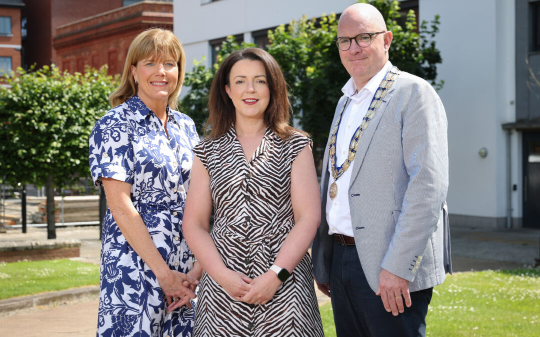 Infrastructure Minister Stresses Need For Collaboration To Drive Growth At Belfast Chamber Event