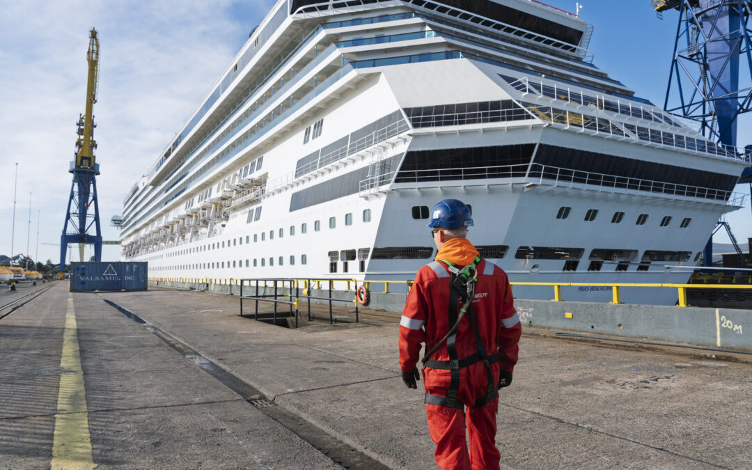 Margaritaville at Sea’s Beachcomber arrives in Belfast for major transformation at Harland & Wolff